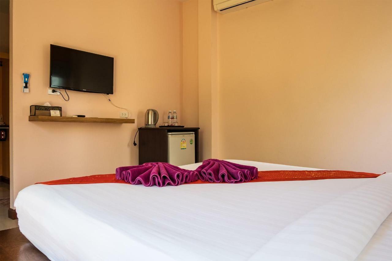 ไอ-สไตล์ ลันตา บูทิค เฮ้าส์ Hotel เกาะลันตา ภายนอก รูปภาพ